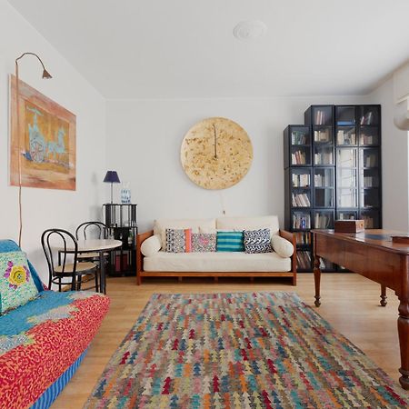 Milan-Linate Apartment With Balcony Exterior photo